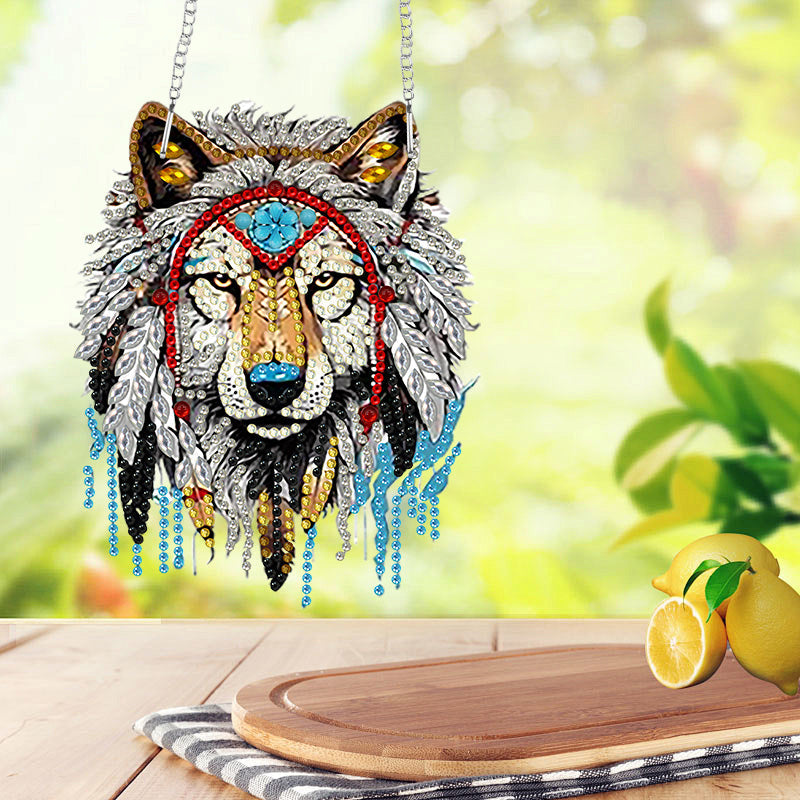 DIY Crystal Diamond Pendant | Wolf